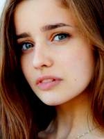 Holly Earl