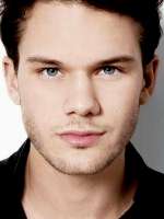 Jeremy Irvine