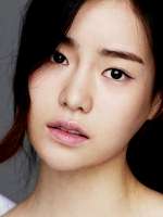 Ji-yeon Lim