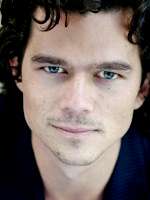Luke Arnold