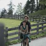 Eline Powell, Robert Sheehan