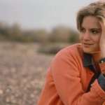 Jennifer Jason Leigh