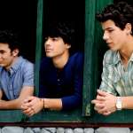 Nick Jonas, Joe Jonas, Kevin Jonas