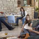 Nick Eversman, Thomas Dekker, Kaitlyn Dever, Johnny Simmons