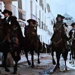 Roy Kinnear, Oliver Reed, Frank Finlay, Michael York, Richard Chamberlain