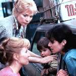 Shirley MacLaine, Debra Winger, Lisa Hart Carroll, Huckleberry Fox