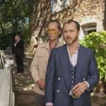 Jude Law, Richard E. Grant