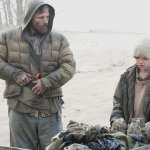 Kodi Smit-McPhee, Viggo Mortensen