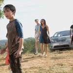 Jason Drucker, Charlie Wright, Alicia Silverstone, Tom Everett Scott