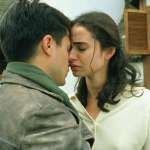 M&iacute;a Maestro, Gael Garc&iacute;a Bernal