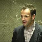Jonny Lee Miller