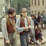 Henry Thomas, Leonardo DiCaprio