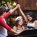 Olesya Rulin, Zac Efron, Vanessa Hudgens