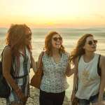 Vanessa Bayer, Gillian Jacobs, Phoebe Robinson