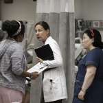 Laurie Metcalf, Alex Borstein, Niecy Nash