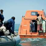 Barkhad Abdi, Tom Hanks