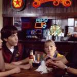 Anna Faris, Justin Long, Kaitlin Doubleday, John Francis Daley, Ryan Reynolds