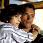 Arnold Schwarzenegger, Alyssa Milano