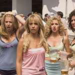 Sarah Michelle Gellar, Jill Ritchie, Abbey McBride, Gianna Luchini