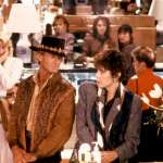 Paul Hogan, Linda Kozlowski, Dianne Crittenden