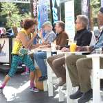 Morgan Freeman, Andrew Furr, David Ekott, Stefan Gordy, Michael Douglas, Robert De Niro, Kevin Kline