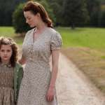 Dakota Blue Richards, Leilah de Meza