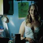 Jennifer Jason Leigh