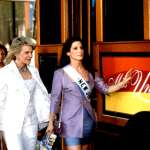 Sandra Bullock, Candice Bergen