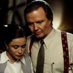 Emmanuelle B&eacute;art, Jon Voight