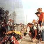 Emily Lloyd, Bruce Willis, Peggy Rea