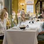 Scarlett Johansson, Laura Linney