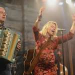 Frida Hallgren, Lennart J&auml;hkel