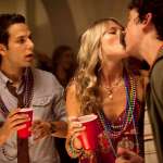 Miles Teller, Skylar Astin, Sarah Wright