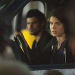Marie Avgeropoulos, Taylor Lautner