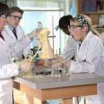 James Snyder, Laura Ramsey, Jessica Lucas, Amanda Bynes