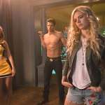 Samara Weaving, Bella Thorne, Robbie Amell