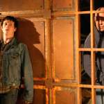 Bruce Willis, Jonathan Tucker