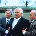 Bob Hoskins, David Hemmings, Tom Courtenay