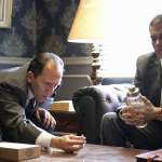 Carlos Arag&oacute;n, Tony Dalton