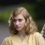 Imogen Poots, Zoe Carroll