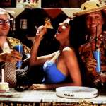 Rik Mayall, Adrian Edmondson, H&eacute;l&egrave;ne Mahieu