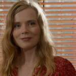 Isabelle Carr&eacute;