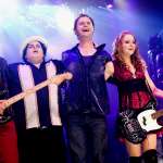 Josh Gad, Emma Stone, Rainn Wilson, Teddy Geiger