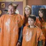 Josh Hutcherson, Joanna 'JoJo' Levesque, Cheryl Hines, Robin Williams