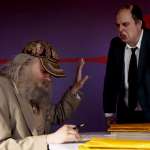 Pilou Asb&aelig;k, Nicolas Bro