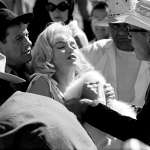 John Huston, Marilyn Monroe, Eli Wallach