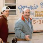 Bob Hoskins, John Leguizamo