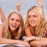 Lorraine Nicholson, AnnaSophia Robb