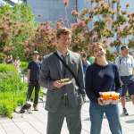 Glen Powell, Zoey Deutch