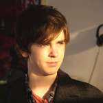 Freddie Highmore